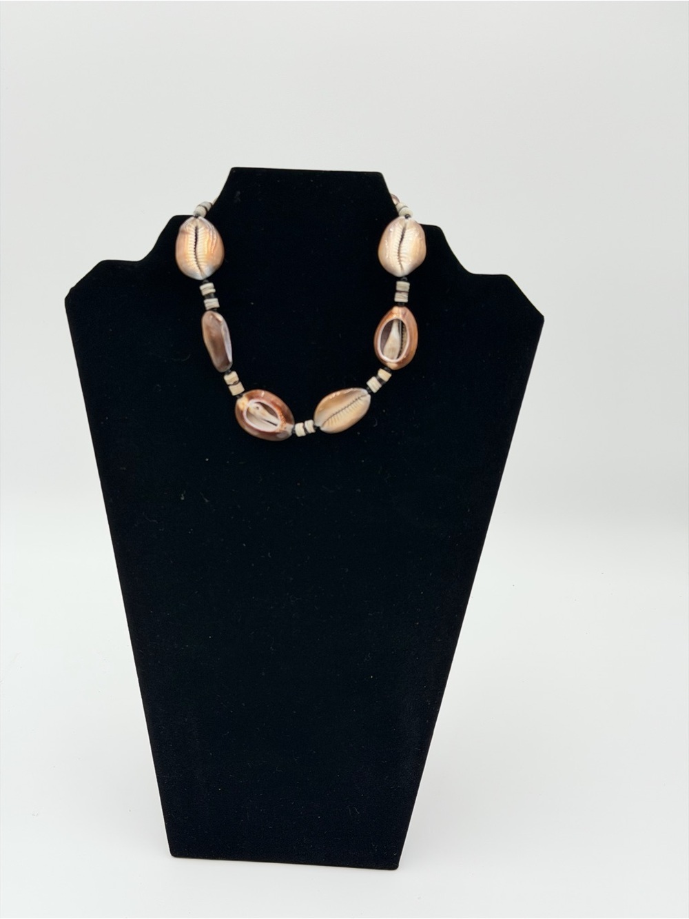 Handmade Cowrie Shell Choker Necklace 13.5”